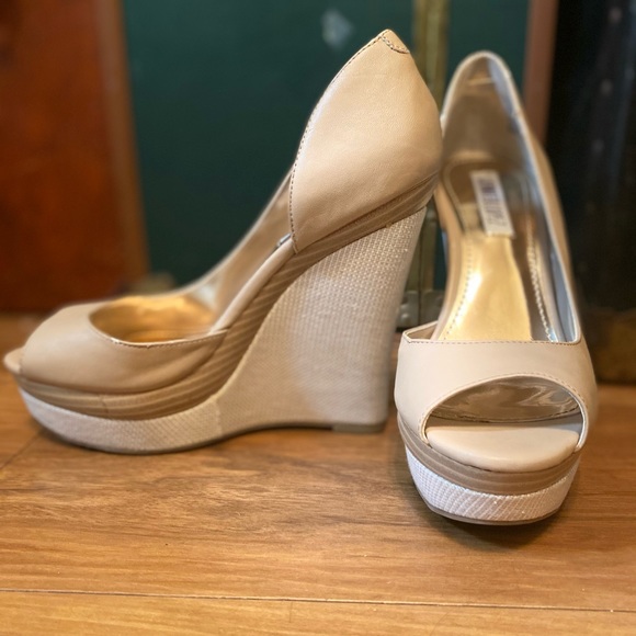 Jennifer Lopez Wedges - Picture 6 of 9